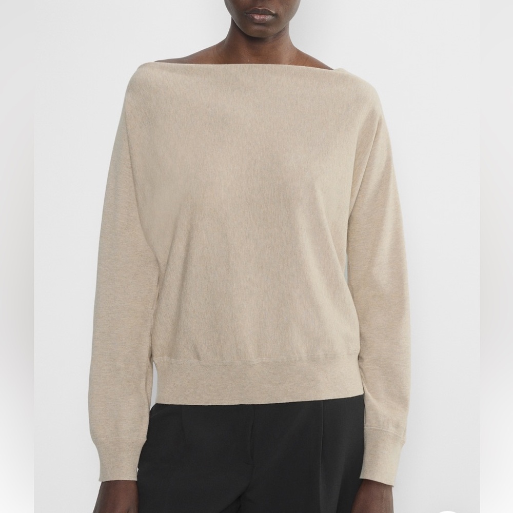Aritzia Inspiration Sweater - Picture 2 of 5